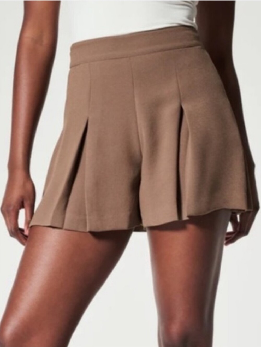 Spanx Crepe Pleated Shorts in Cedar
